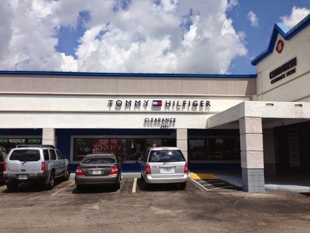 Tommy Hilfiger Clearance Store - Kissimmee, FL - Outlet Store